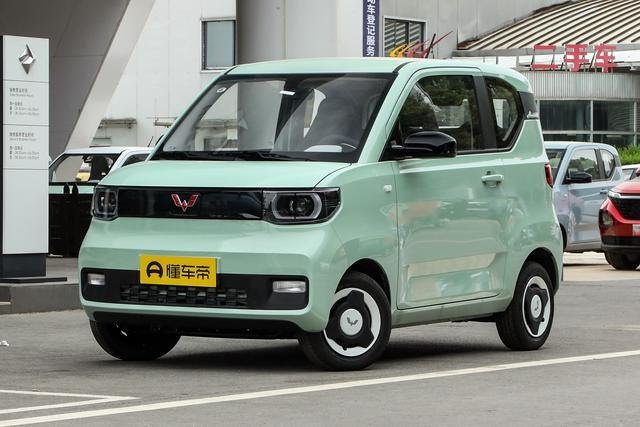 剛學(xué)完車信心不足？這三款輕便易開的代步車不妨一看